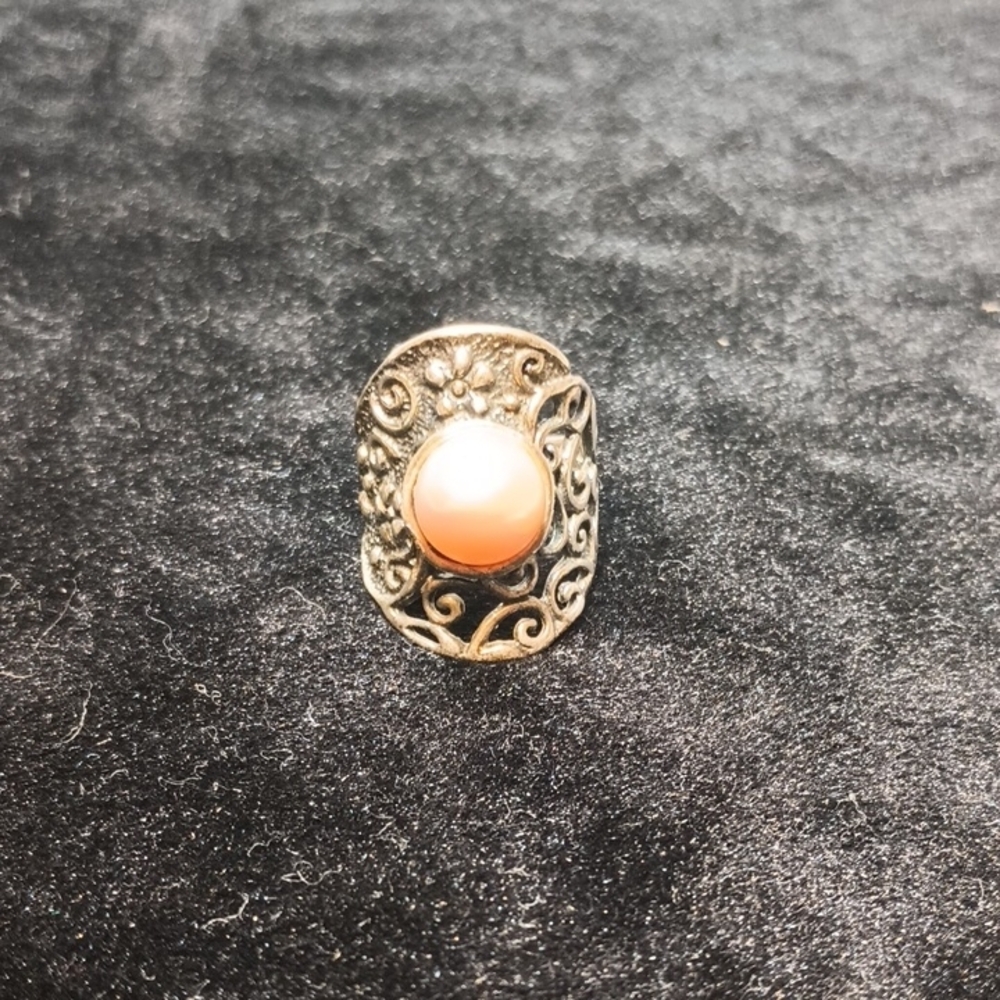 Sterling Silver and Pink Pearl Ring Size 7
